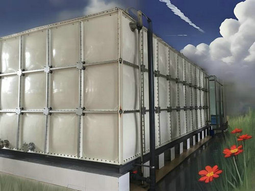 如何確保不同厚度的玻璃鋼材料在濟南消防水箱中均勻受力？